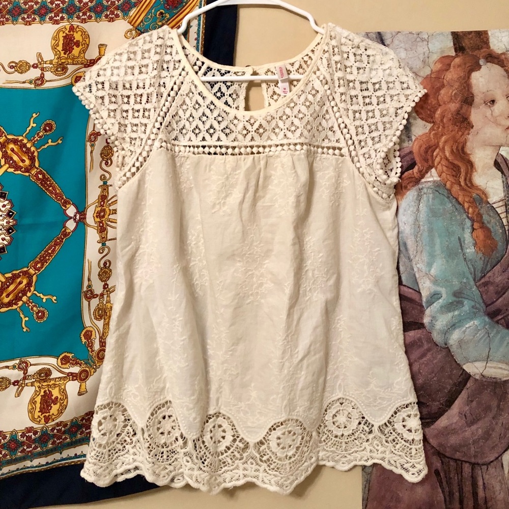 Cute Eyelet Shirt Pretty Embroidery